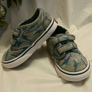 Vans off the wall sneakers
